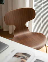 Load image into Gallery viewer, Ant Chair