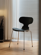 Load image into Gallery viewer, Ant Chair