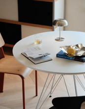 Load image into Gallery viewer, Eames Table