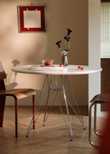 Load image into Gallery viewer, Eames Table