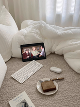 Load image into Gallery viewer, Miniheeee Floral Bedspread 100% Cotton