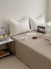 Load image into Gallery viewer, Miniheeee Floral Bedspread 100% Cotton