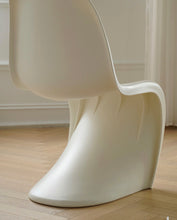 Load image into Gallery viewer, Panton Chair