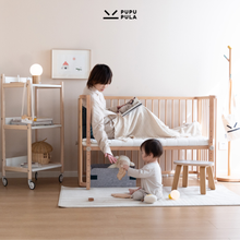 Load image into Gallery viewer, Kick It! 4-in-1 Baby Cot

