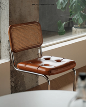 Load image into Gallery viewer, Wesley Chair
