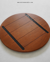 Load image into Gallery viewer, Hera Round Table
