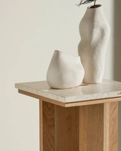 Load image into Gallery viewer, Jena Vase stand
