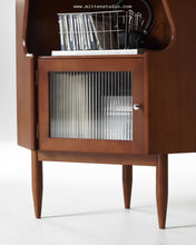 Load image into Gallery viewer, Richard Corner Cabinet
