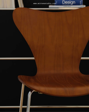 Load image into Gallery viewer, Seven Chair
