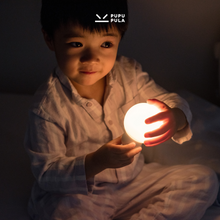 Load image into Gallery viewer, Little Bulb Nightlight
