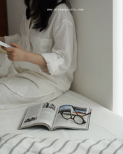 Load image into Gallery viewer, Hera Steel Legs Platform Bed
