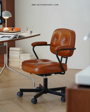 Load image into Gallery viewer, Aleph Chair

