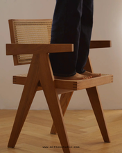 Load image into Gallery viewer, Piere Chair
