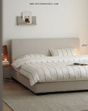 Load image into Gallery viewer, Saint Mie Upholstered Bed
