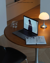 Load image into Gallery viewer, Hera Round Table
