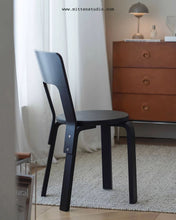 Load image into Gallery viewer, AT Chair
