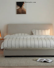 Load image into Gallery viewer, Saint Mie Upholstered Bed
