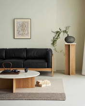 Load image into Gallery viewer, Jena Vase stand
