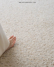 Load image into Gallery viewer, Paulig Wool&amp;Cashmere Rug
