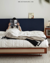 Load image into Gallery viewer, Walter Bed
