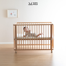 Load image into Gallery viewer, Kick It! 4-in-1 Baby Cot
