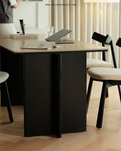 Load image into Gallery viewer, Balde's Dining Table
