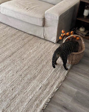 Load image into Gallery viewer, Geliwood Rug
