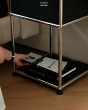Load image into Gallery viewer, B&amp;T mini nightstand
