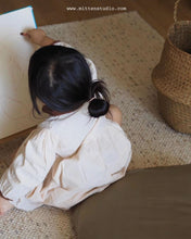 Load image into Gallery viewer, Paulig Wool&amp;Cashmere Rug
