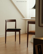 Load image into Gallery viewer, Pelle Chair
