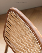 Load image into Gallery viewer, Wesley Chair
