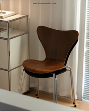 Load image into Gallery viewer, Seven Chair
