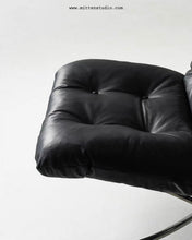 Load image into Gallery viewer, Soft Barcelona Chair
