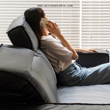 Load image into Gallery viewer, Thomas Sofa
