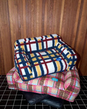 Load image into Gallery viewer, Plaid Pet Sofa
