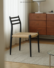 Load image into Gallery viewer, Mole Chair
