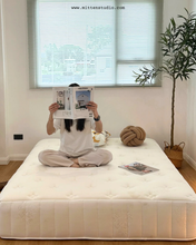 Load image into Gallery viewer, Mitten Mattress
