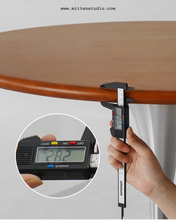 Load image into Gallery viewer, Hera Round Table
