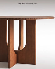 Load image into Gallery viewer, Kaviar Round Table
