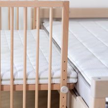 Load image into Gallery viewer, Kick It! 4-in-1 Baby Cot
