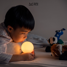 Load image into Gallery viewer, Little Bulb Nightlight

