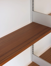 Load image into Gallery viewer, Mitten Alu Teak Wall Rack
