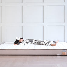 Load image into Gallery viewer, Latex &amp; Natural Coconut Mattress
