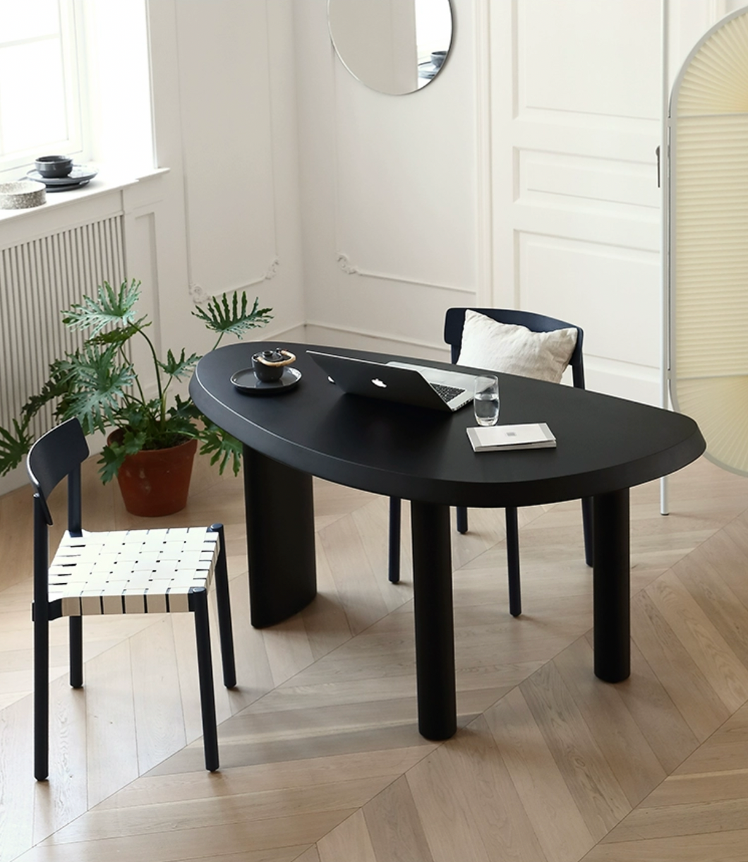 Cassina Table