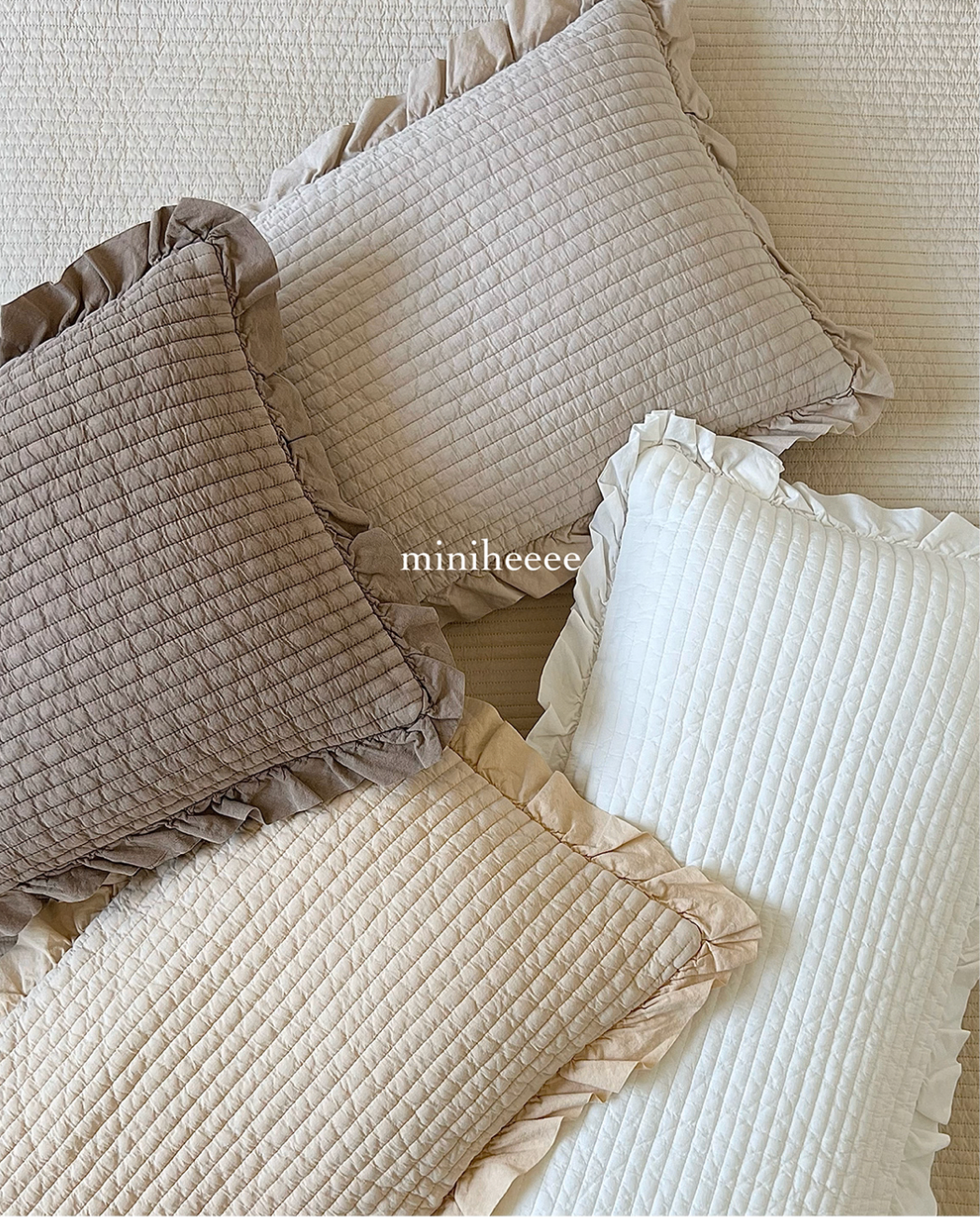 Miniheee Ruffled Pillow Cover 30*70cm