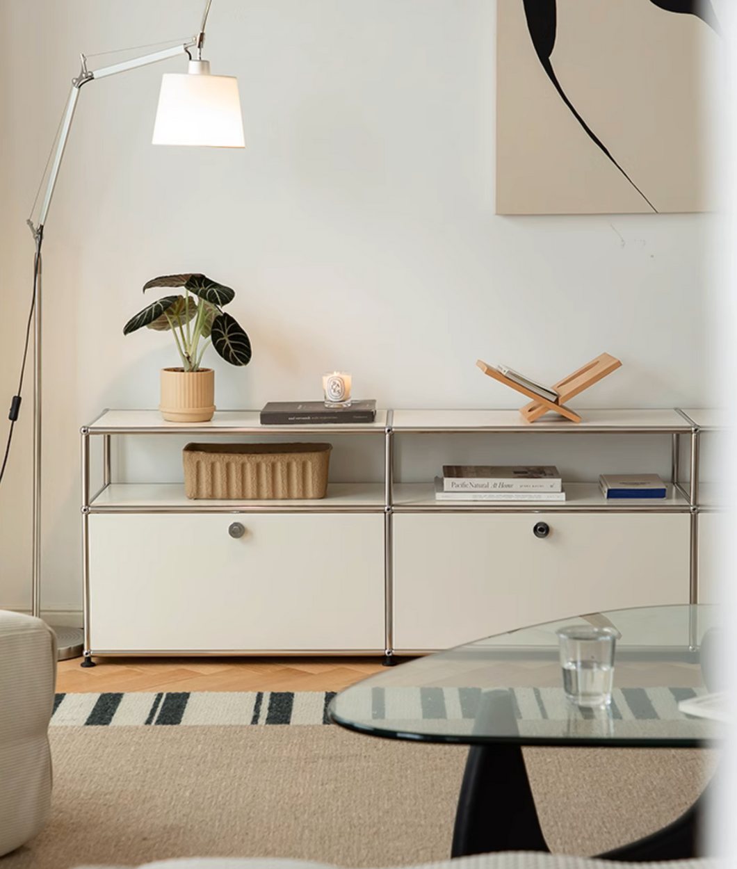 B&T TV Cabinet 01