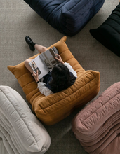 Load image into Gallery viewer, Caterpillar Sofa (one-seat)
