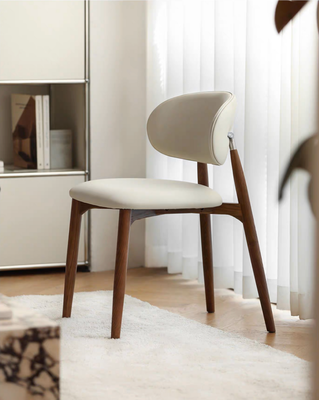Semi Chair